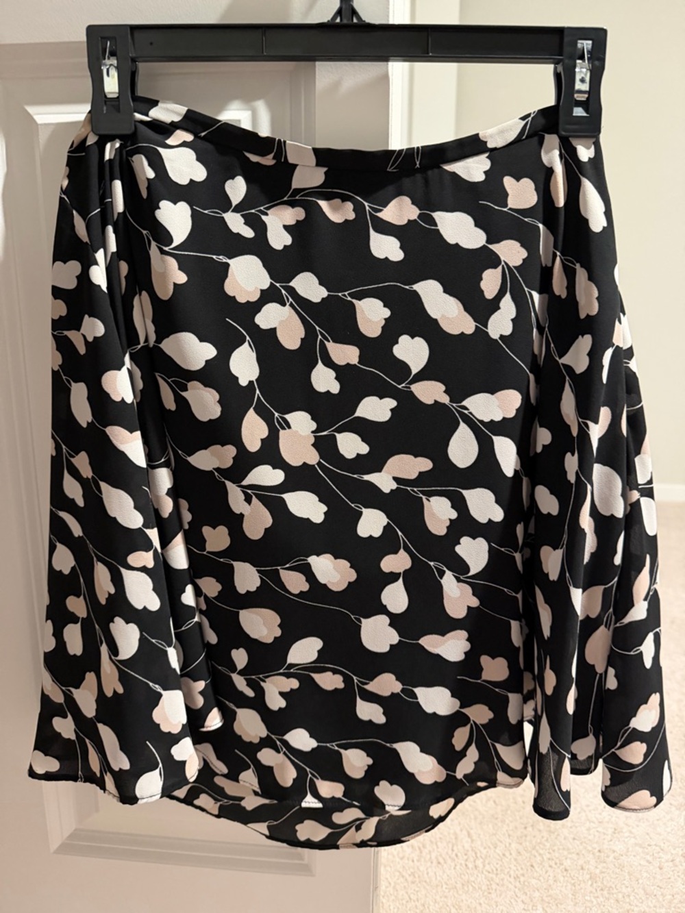 LOFT Black Blouse XS Floral print